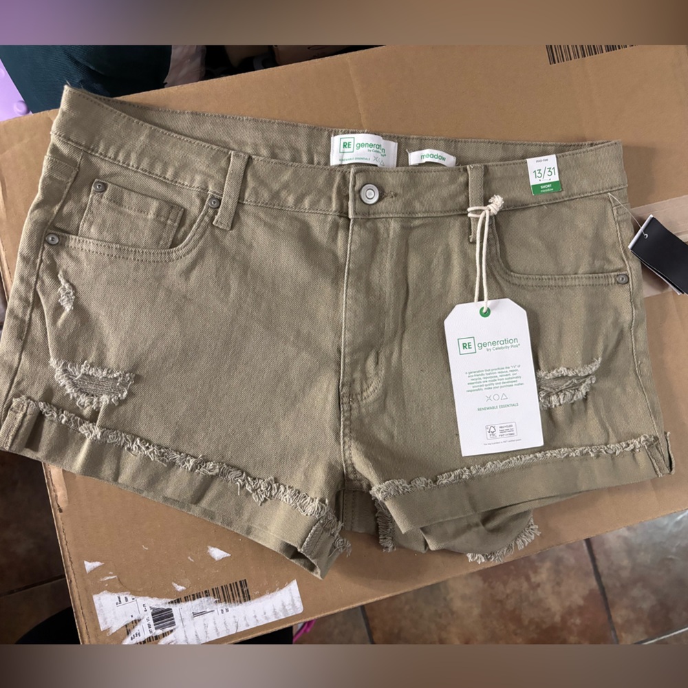 Re generation by celebrity pink - shorts : size 13